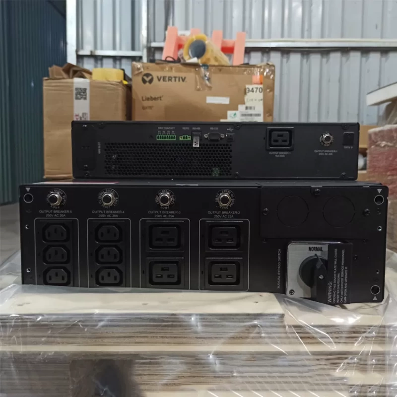 Bộ lưu điện Delta RT-10K UPS103R2RT0B035 10KVA (Pin Trong)